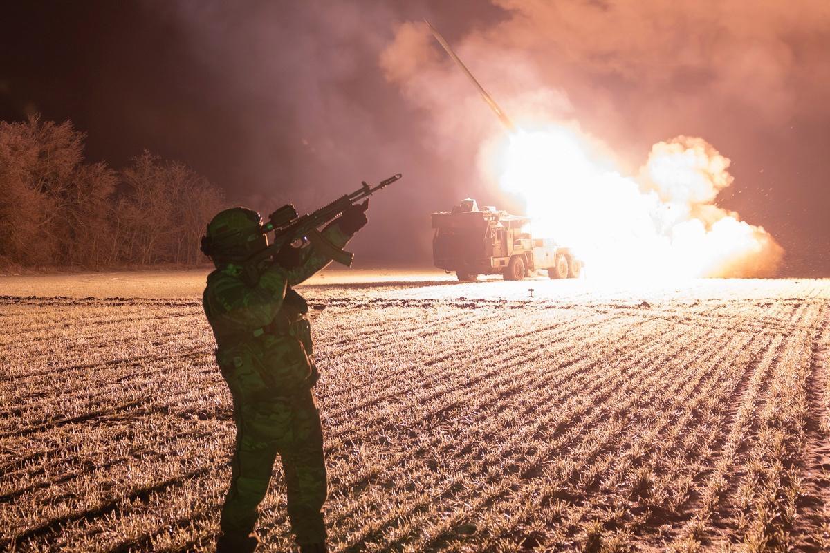 九游体育app-战术革命!U23国足半决赛进攻蜕变震惊亚洲