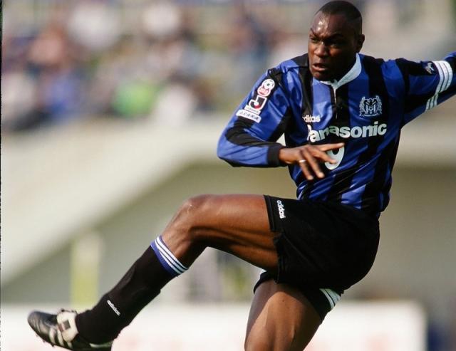 1619930808840060124.jpg 九游体育官网首页-Made In CSL①中超神锋初到日本被称姆博马再现